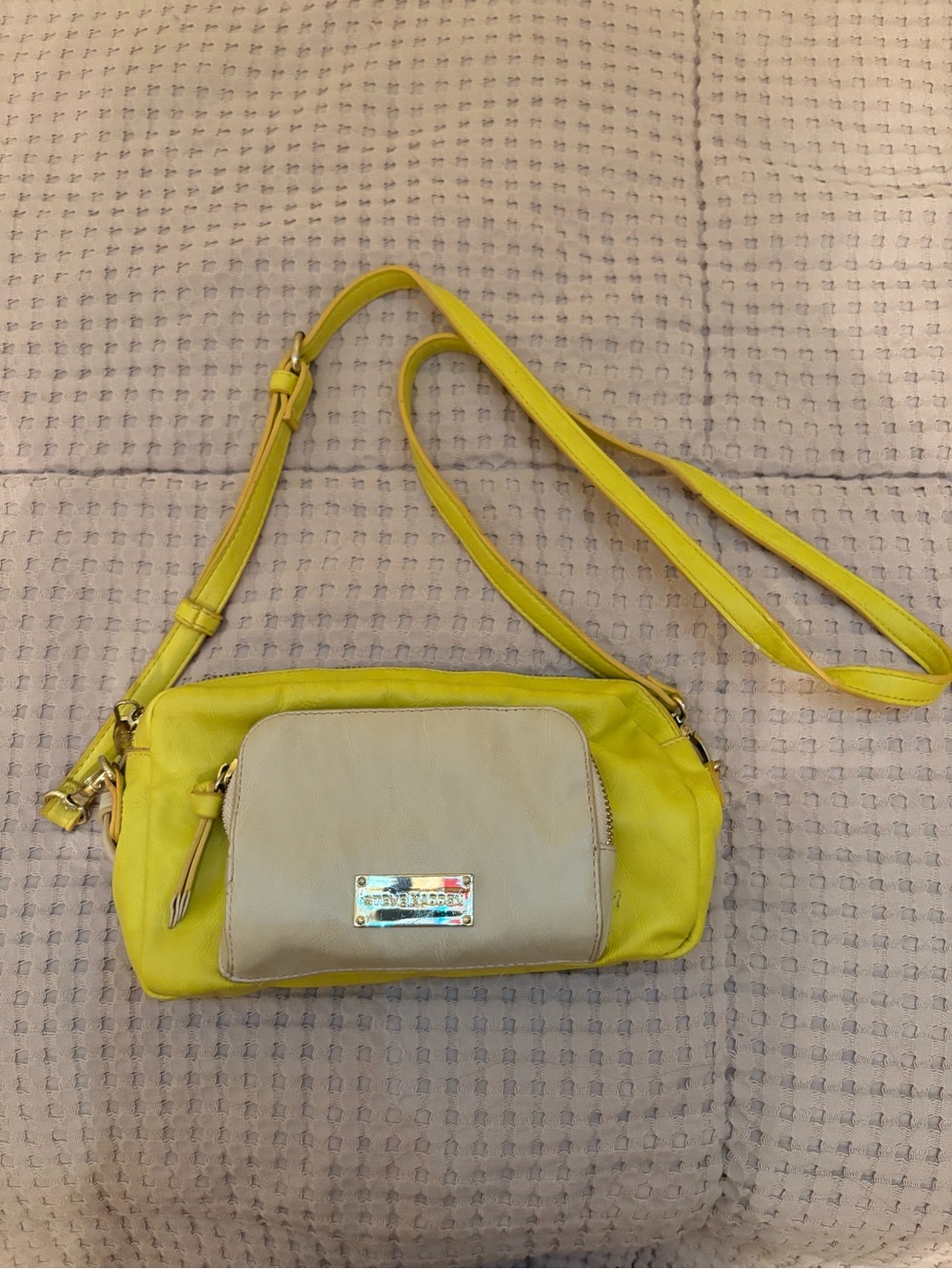 Steve Madden yellow crossbody